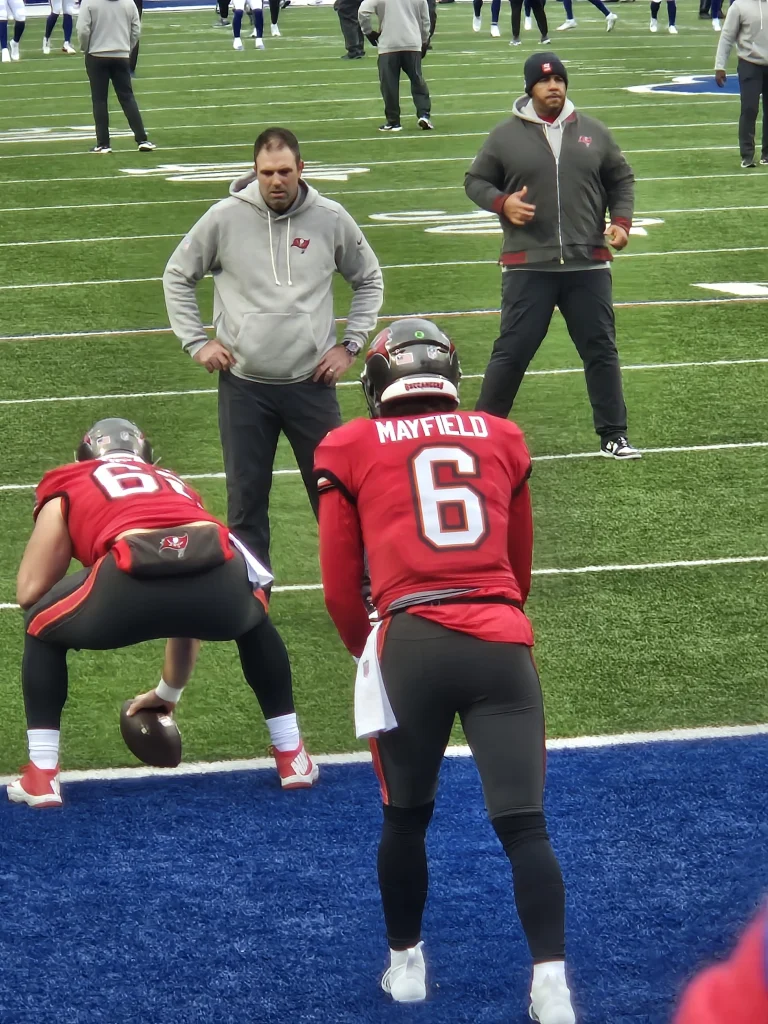 Baker Mayfield, quarterback de los Tampa Bay Buccaneers, durante un partido de la NFL.